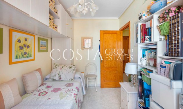 Revente - Villa -
Torrevieja - Torrevieja Centro