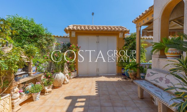 Revente - Villa -
Torrevieja - Torrevieja Centro