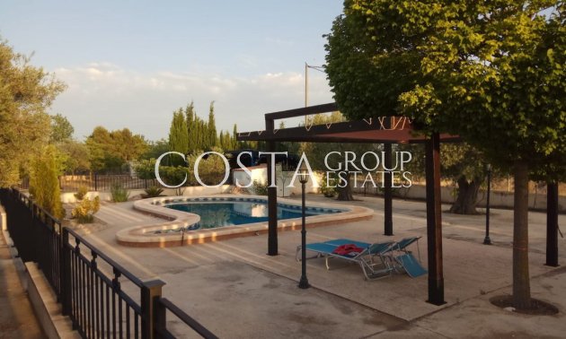 Revente - Villa -
Yecla - Yecla Centro