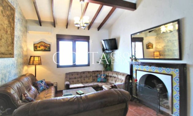 Resale - Villa -
Orihuela - Lomas de Cabo Roig