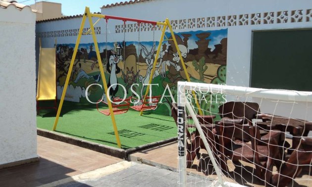 Resale - Villa -
Orihuela - Lomas de Cabo Roig