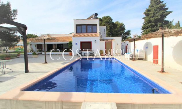 Resale - Villa -
Orihuela - Lomas de Cabo Roig