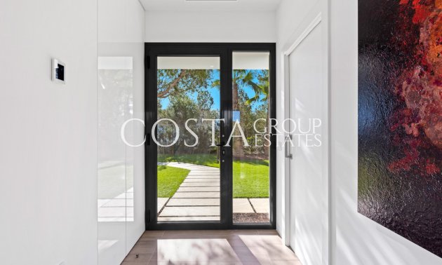 Resale - Villa -
Orihuela - Las Colinas Golf