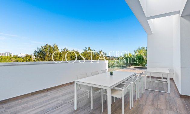 Resale - Villa -
Orihuela - Las Colinas Golf