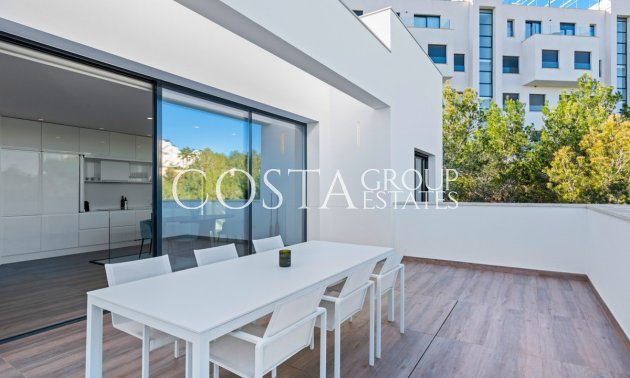 Resale - Villa -
Orihuela - Las Colinas Golf