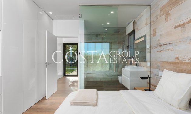 Resale - Villa -
Orihuela - Las Colinas Golf