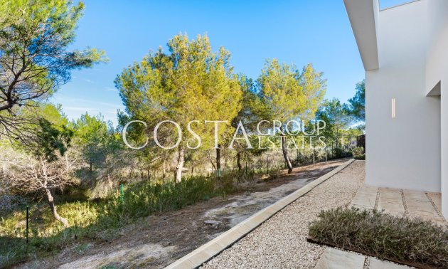 Resale - Villa -
Orihuela - Las Colinas Golf