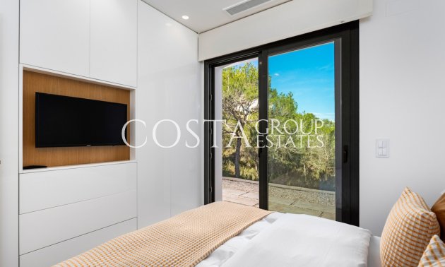 Resale - Villa -
Orihuela - Las Colinas Golf