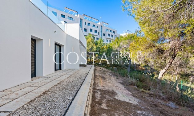 Resale - Villa -
Orihuela - Las Colinas Golf