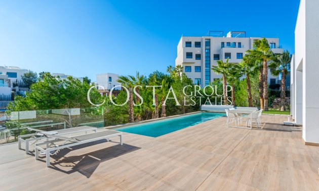 Resale - Villa -
Orihuela - Las Colinas Golf