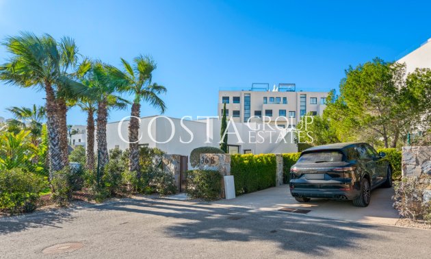 Resale - Villa -
Orihuela - Las Colinas Golf