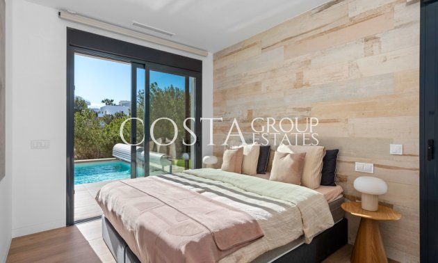 Resale - Villa -
Orihuela - Las Colinas Golf