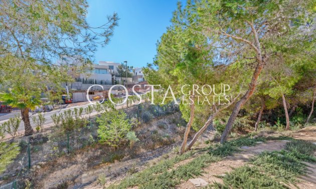 Resale - Villa -
Orihuela - Las Colinas Golf