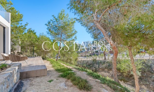 Resale - Villa -
Orihuela - Las Colinas Golf