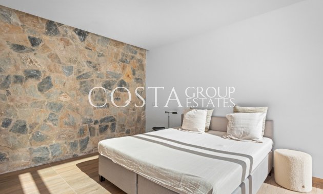 Resale - Villa -
Orihuela - Las Colinas Golf