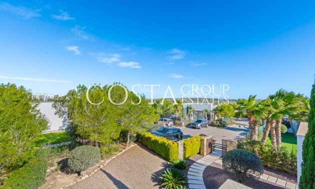 Resale - Villa -
Orihuela - Las Colinas Golf