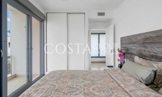 Wiederverkauf - Villa -
Orihuela - Vista Bella Golf