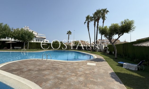 Herverkoop - Apartments -
Orihuela - La Zenia