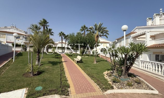 Herverkoop - Apartments -
Orihuela - La Zenia