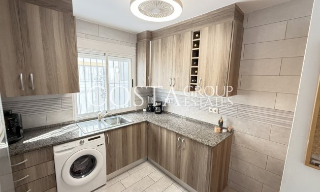 Odsprzedaż - Willa -
Orihuela - La Zenia