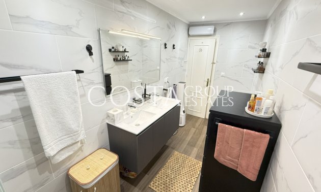 Odsprzedaż - Willa -
Orihuela - La Zenia