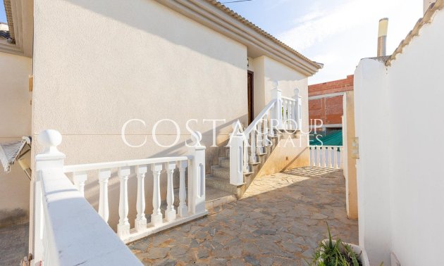 Revente - Villa -
Rojales - Rojales Centro