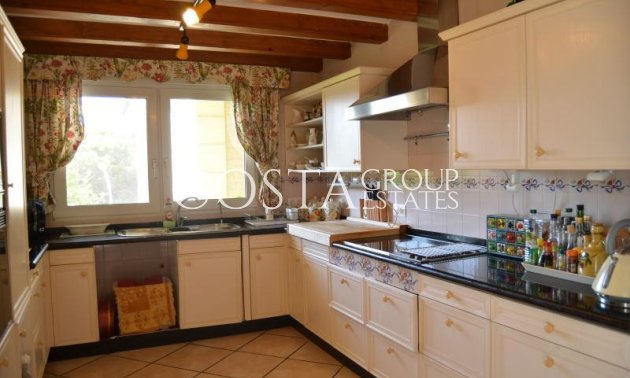 Resale - Villa -
Orihuela - Dehesa de Campoamor