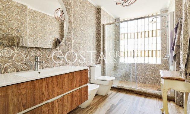 Herverkoop - Villa -
Orihuela - Dehesa de Campoamor