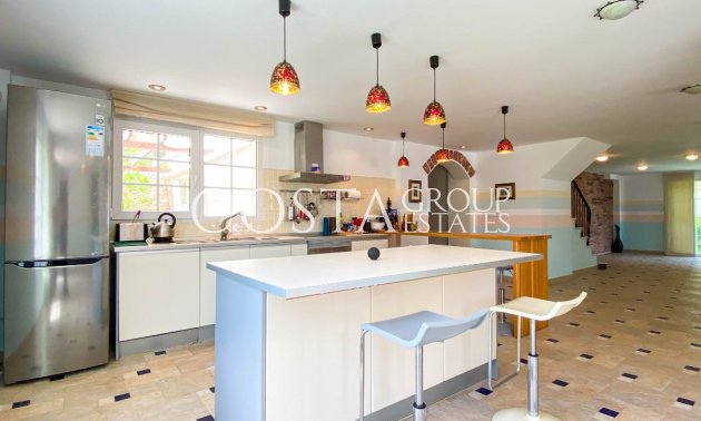 Herverkoop - Villa -
Orihuela - Villamartin