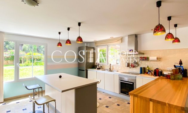 Herverkoop - Villa -
Orihuela - Villamartin