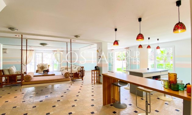 Herverkoop - Villa -
Orihuela - Villamartin