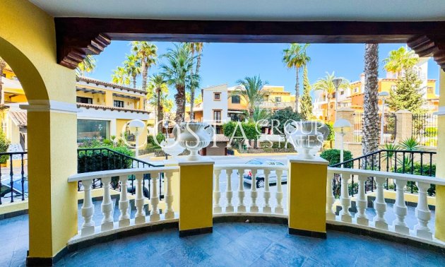 Herverkoop - Apartments -
Torrevieja - Torrevieja Centro