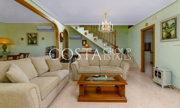 Odsprzedaż - Willa -
Orihuela - Los Altos