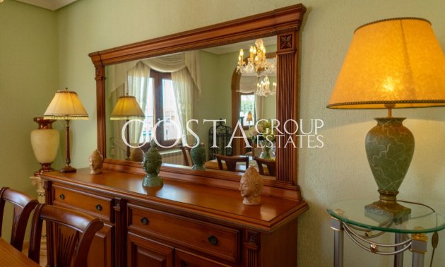 Odsprzedaż - Willa -
Orihuela - Los Altos