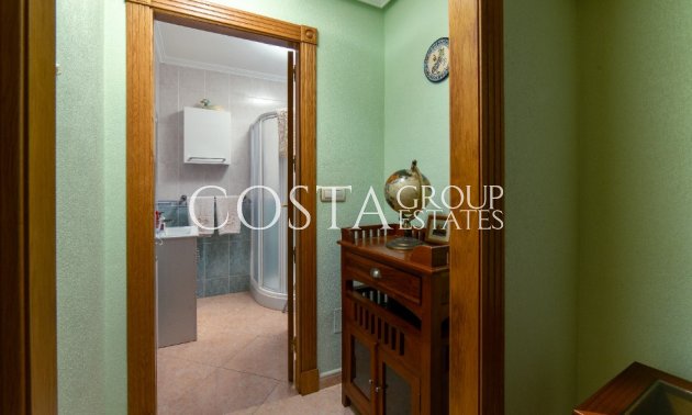 Odsprzedaż - Willa -
Orihuela - Los Altos