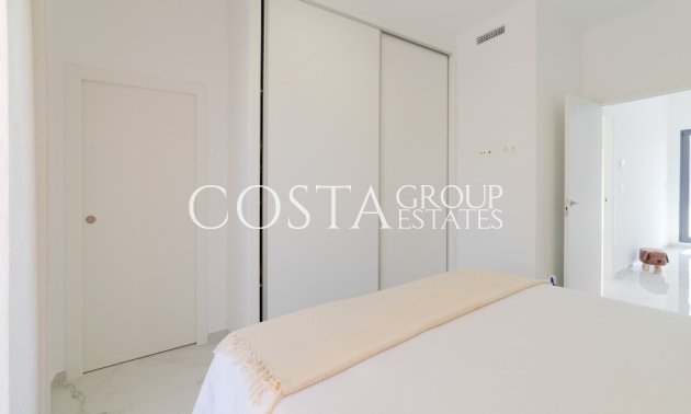 Revente - Villa -
Torrevieja - Torrevieja Centro