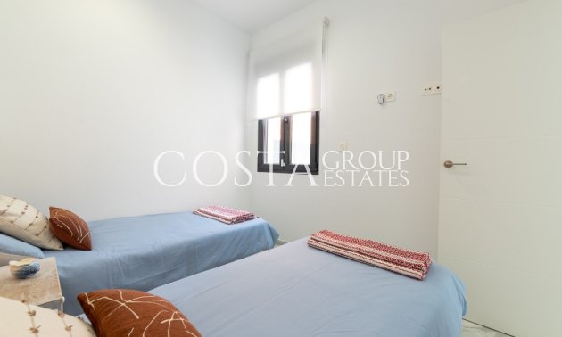 Revente - Villa -
Torrevieja - Torrevieja Centro