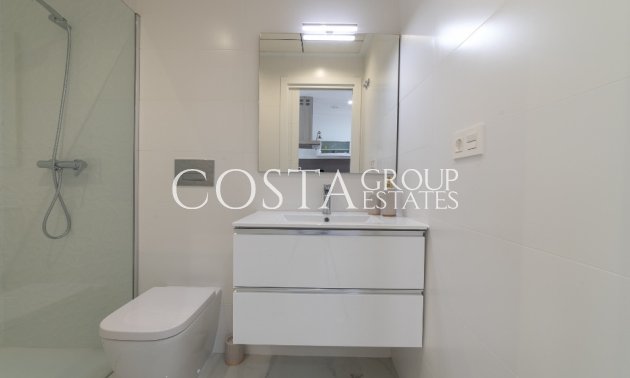 Revente - Villa -
Torrevieja - Torrevieja Centro