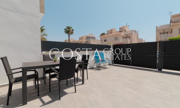 Revente - Villa -
Torrevieja - Torrevieja Centro