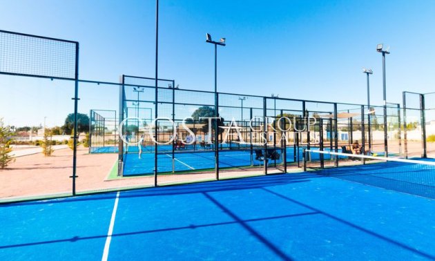 Revente - Villa -
Torrevieja - Torrevieja Centro