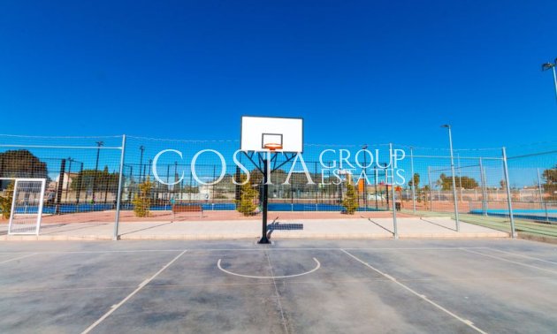 Revente - Villa -
Torrevieja - Torrevieja Centro