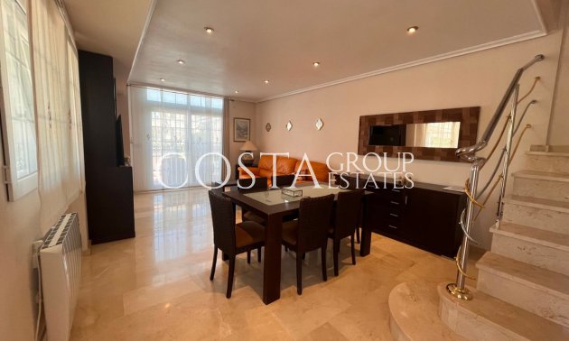 Herverkoop - Villa -
Urbanización El Raso