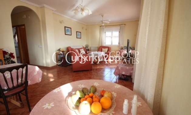 Resale - Villa -
Torrevieja - Aguas Nuevas