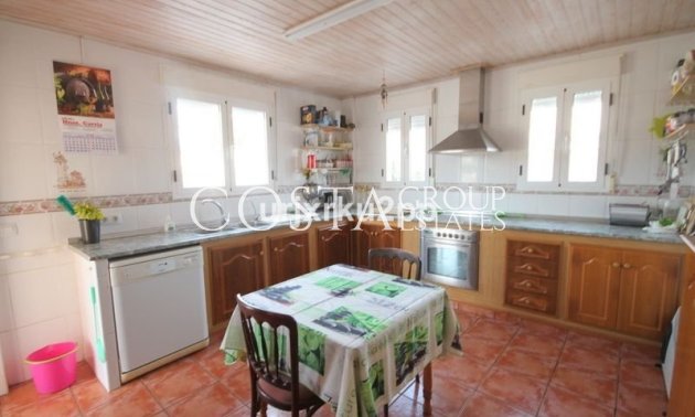 Resale - Villa -
Torrevieja - Aguas Nuevas