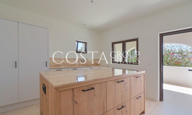 Resale - Villa -
Benissa - Benissa Centro