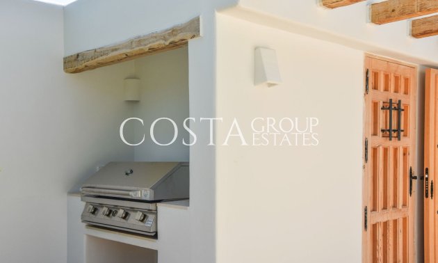 Resale - Villa -
Benissa - Benissa Centro