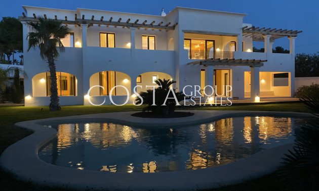 Resale - Villa -
Benissa - Benissa Centro