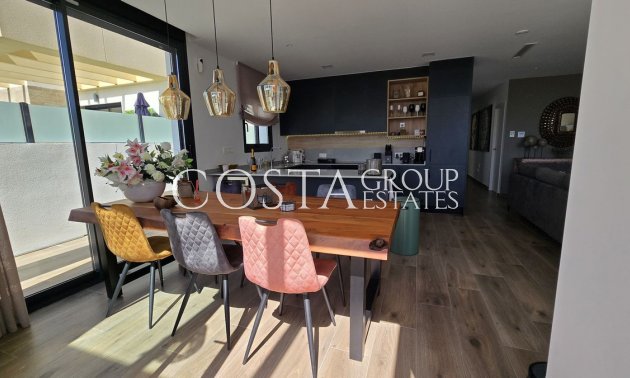 Herverkoop - Villa -
Los Montesinos - Los Montesinos Centro