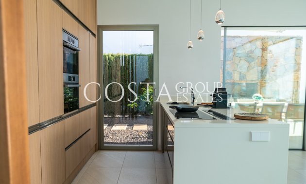 Herverkoop - Villa -
Orihuela - Las Colinas Golf