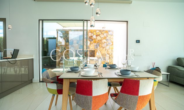 Herverkoop - Villa -
Orihuela - Las Colinas Golf